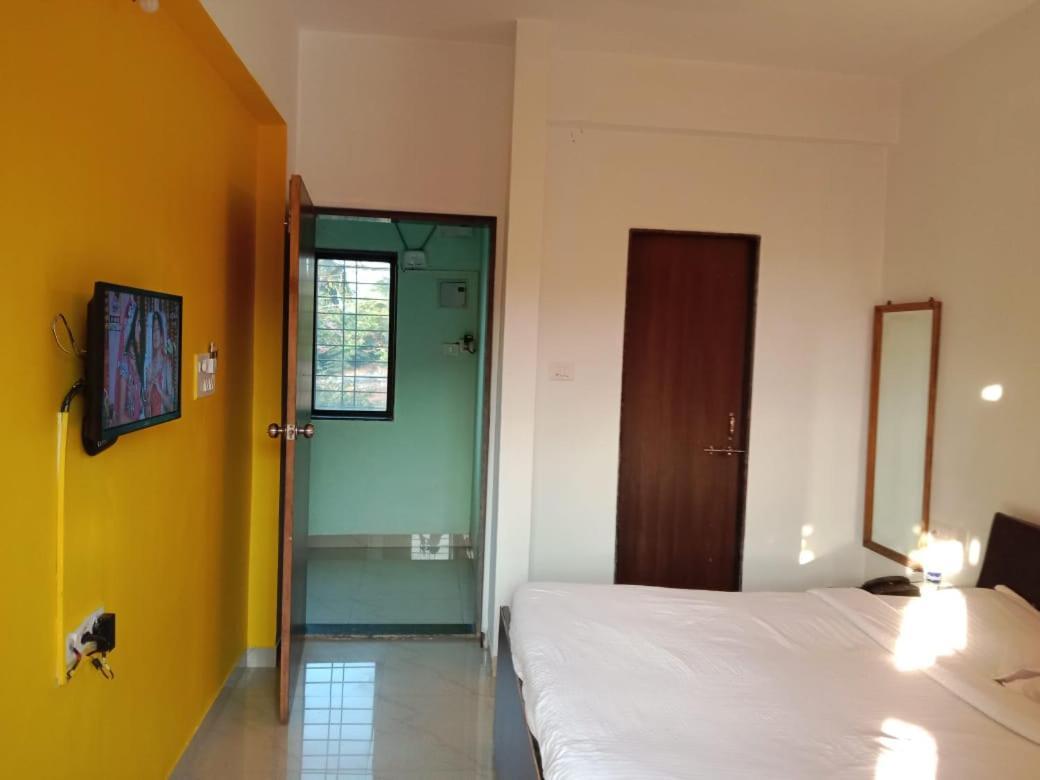 לונבלה Hotel Nandanvan By Royal Stay מראה חיצוני תמונה